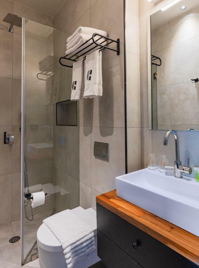 Kalvin Boutique Hotel By Levinsky Market Tel-Aviv Luaran gambar