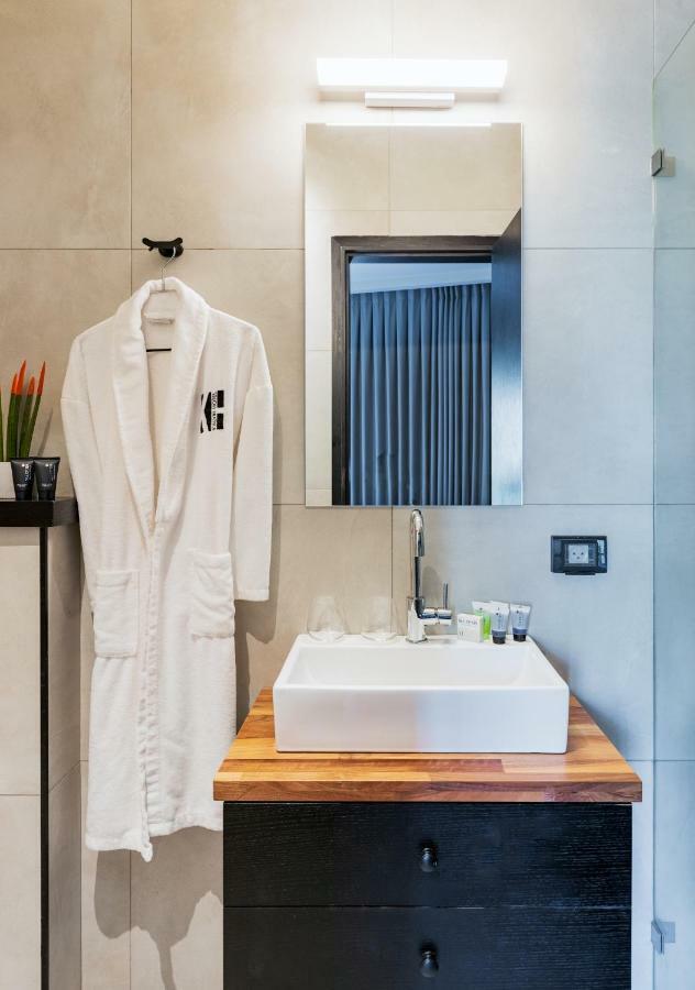 Kalvin Boutique Hotel By Levinsky Market Tel-Aviv Luaran gambar